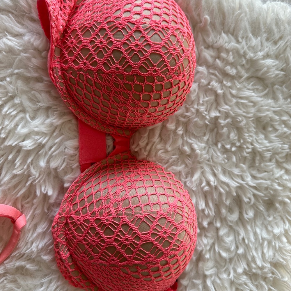 Victoria Secret bra